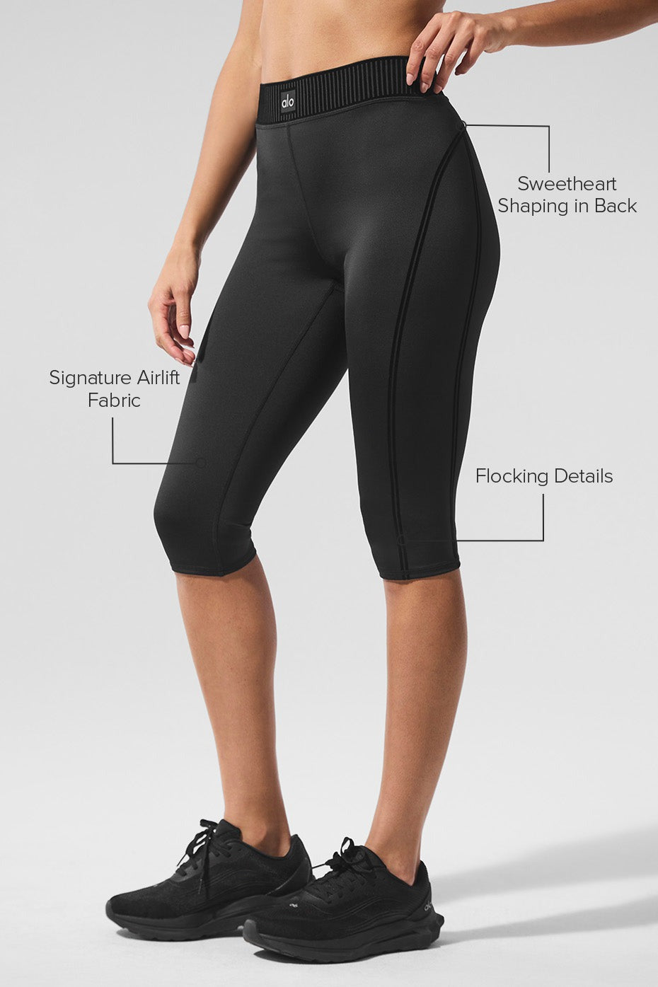 Airlift High-Waist Line Up Capri - Black